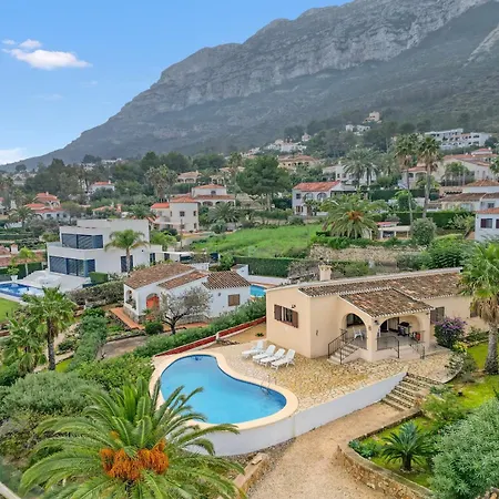 Βίλα Khiter Denia